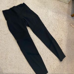 Old Navy Women’s Leggings - Petite Small